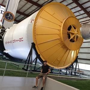 Meet your Posher, Carlos eduardo